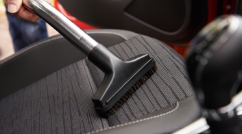 Mondial Pare-Brise Chartres 28 : Nettoyage voiture après intervention